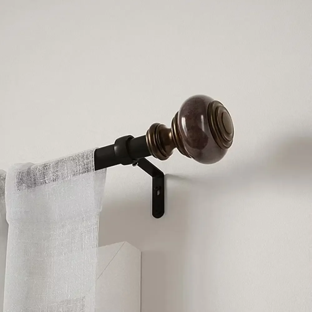 Umbra Marble Knob 1